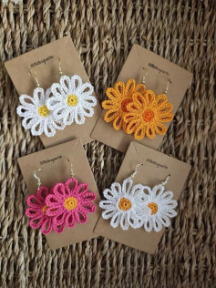 Crochet Daisy Earrings: Colorful Handmade Accessories for Any Outfit