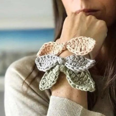 Crochet Leaf Bracelet Pattern for Elegant Handmade Accessories