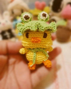 Crochet Pattern: Cute Duck with Frog Hat