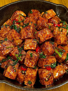 Đậu Phụ Thối Chiên Giòn Mắm Tứ Xuyên