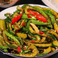 DƯA LEO NGÂM NƯỚC TƯƠNG GIÒN MẶN NGỌT, CAY NỒNG, ĂN KÈM GÌ CŨNG HỢP