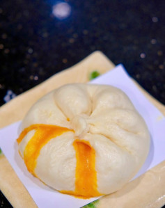 Khám Phá Bí Quyết Làm Bánh Bao Nhân Bí Đỏ Mềm Mịn, Thơm Ngon Khó Cưỡng!