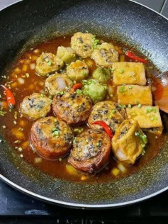 Khổ Qua Nhồi Đậu Hũ Nấm Chay Hòa Quyện Nước Dừa