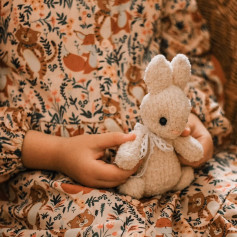 Кролик гачком: чарівна іграшка для дітей