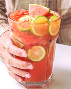 LƯU NGAY CÁCH LÀM TRÀ DƯA HẤU THƠM MÁT CỰC ĐƠN GIẢN TẠI NHÀ