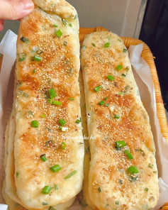 LƯU NGAY CÔNG THỨC LÀM BÁNH KẾP HÀNH LÁ THƠM LỪNG, MỀM DAI, CẢ NHÀ ĐỀU THÍCH.