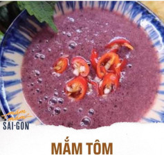 (Mắm tôm ngon có màu xanh tím mịn và mùi thơm đặc trưng)