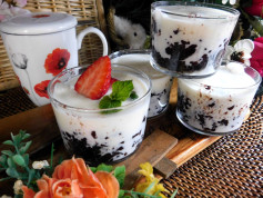 Nếp Cẩm Sữa Chua Dẻo – Sự Kết Hợp Hoàn Hảo Giữa Vị Dẻo Ngọt và Sánh Mịn