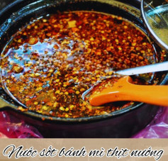 Nước Sốt Cà Chua Cay Nồng Cho Bánh Mì