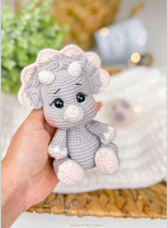 Очаровательный вязаный динозаврик для малышей