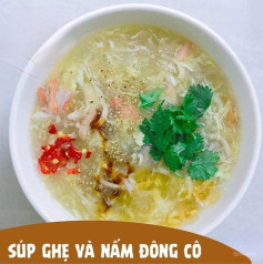 Súp ghẹ và nấm đông cô