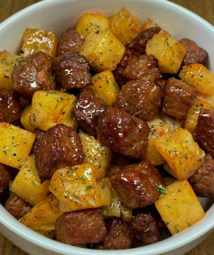 Thịt bò xào dứa