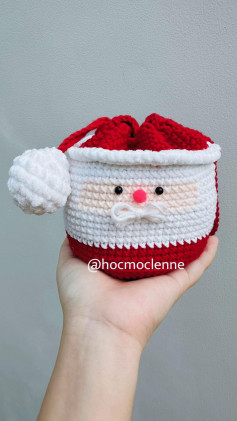 Túi móc len hình ông già Noel dễ thương cho mùa Giáng Sinh