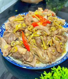 VỊT KHO GỪNG SẢ hao cơm lắm luôn