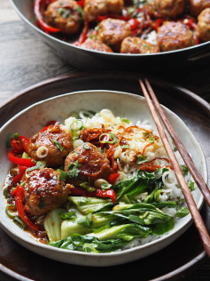 Zesty Thai Chicken Meatballs with Lemongrass and Ginger