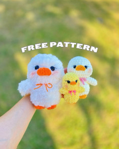 Adorable Crochet Duck Family Free Pattern Download