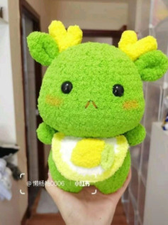 Adorable Green Deer Amigurumi Crochet Pattern for Beginners