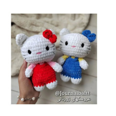 الگوی قلاب بافی عروسک گربه بامزه با لباس رنگی