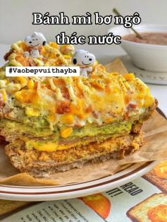 Bánh Mì Ngô Giăm Bông Phô Mai Nướng Giòn