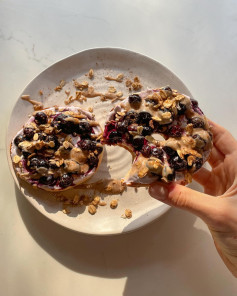 Blueberry Bliss Protein Bagels with Almond Drizzle