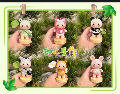 Bộ sưu tập búp bê móc len phong cách thú đáng yêu