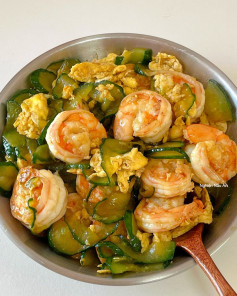 CÁCH LÀM MÓN XÀO DƯA CHUỘT VỚI TRỨNG VÀ TÔM CỰC NGON NGHIỆN, ĂN MỘT MIẾNG LÀ MÊ NGAY!