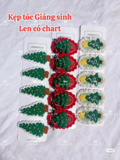Christmas Tree Crochet Hair Clips with Pattern Included