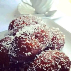 Coconut Cinnamon Koesisters Delight