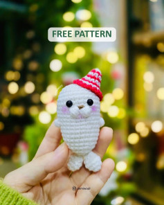 Crochet Cute Amigurumi Seal with Christmas Hat - Free Pattern