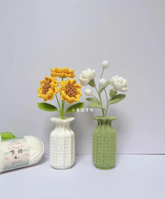 Crochet Flower Vases with Sunflowers and White Blooms