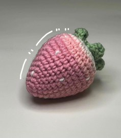 Crochet Pattern for a Cute Strawberry Amigurumi