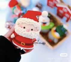 Crochet Pattern for Adorable Santa Claus Amigurumi