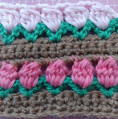 Crochet Pattern with Tulip Flower Design in Pink and Green