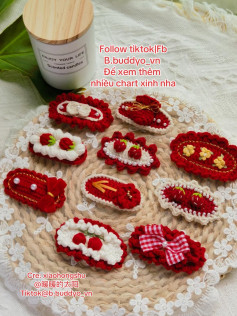 Crochet Patterns for Adorable Hair Clips and Decorations