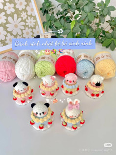 Cute Crochet Birthday Cakes for Little Ones