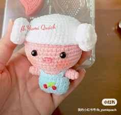 Cute Crochet Pig with Overalls Amigurumi Pattern