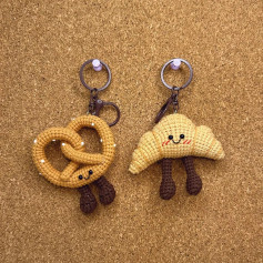 Cute Crochet Pretzel and Croissant Keychains for Fun Crafting