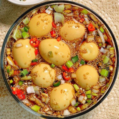 Mách bạn cách làm Trứng lòng đào ngâm tương đơn giản chuẩn vị Hàn 😋