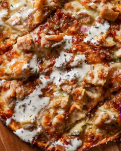 Savory Chicken Bacon Ranch Pesto Flatbread Delight