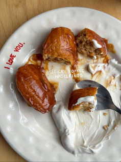 Sticky Toffee Madeleines with Creamy Delight