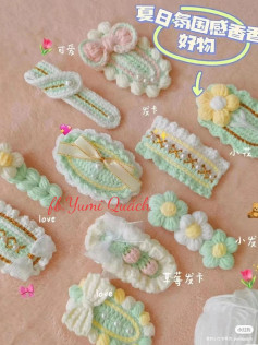 Summer-Themed Crochet Hair Clips with Floral and Bow Designs