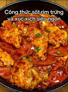 Trứng và Xúc Xích Sốt Rim Đậm Đà Thơm Ngon