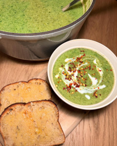 Vibrant Green Protein-Packed Veggie Soup Delight