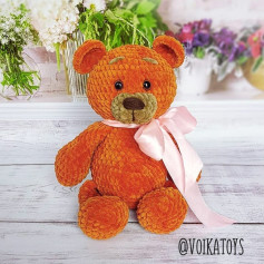 Вязаный плюшевый мишка с розовым бантом: схема и инструкции