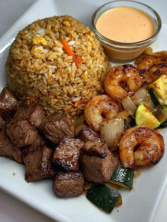 Arroz Frito com Alcatra e Camarões Sabor Oriental