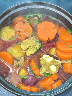 Canh Sườn Rau Củ Hương Vị Thanh Mát Sắc Màu