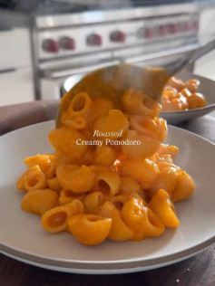 Caramelized Tomato Dream Pasta with Creamy Parmesan