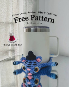 Create a Cute Blue Coaster with Bonus Santa Hat Pattern