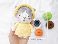 Crochet Adorable Cat in Yellow Outfit Pattern