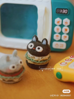 Crochet Animal Burger Toys with Microwave and Toy Phone